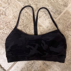 Lululemon Camo Flow Y Nulu Sports Bra